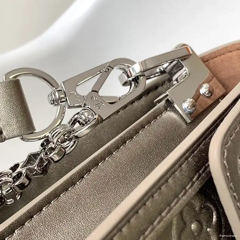 Fashionrepsfam ru Bag 2308DJ0024 LV 0523